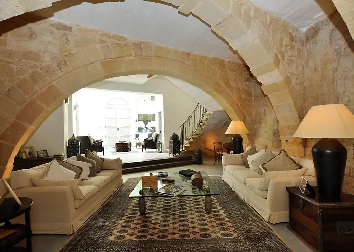 St. Agatha's Bastion Tatil Evi *